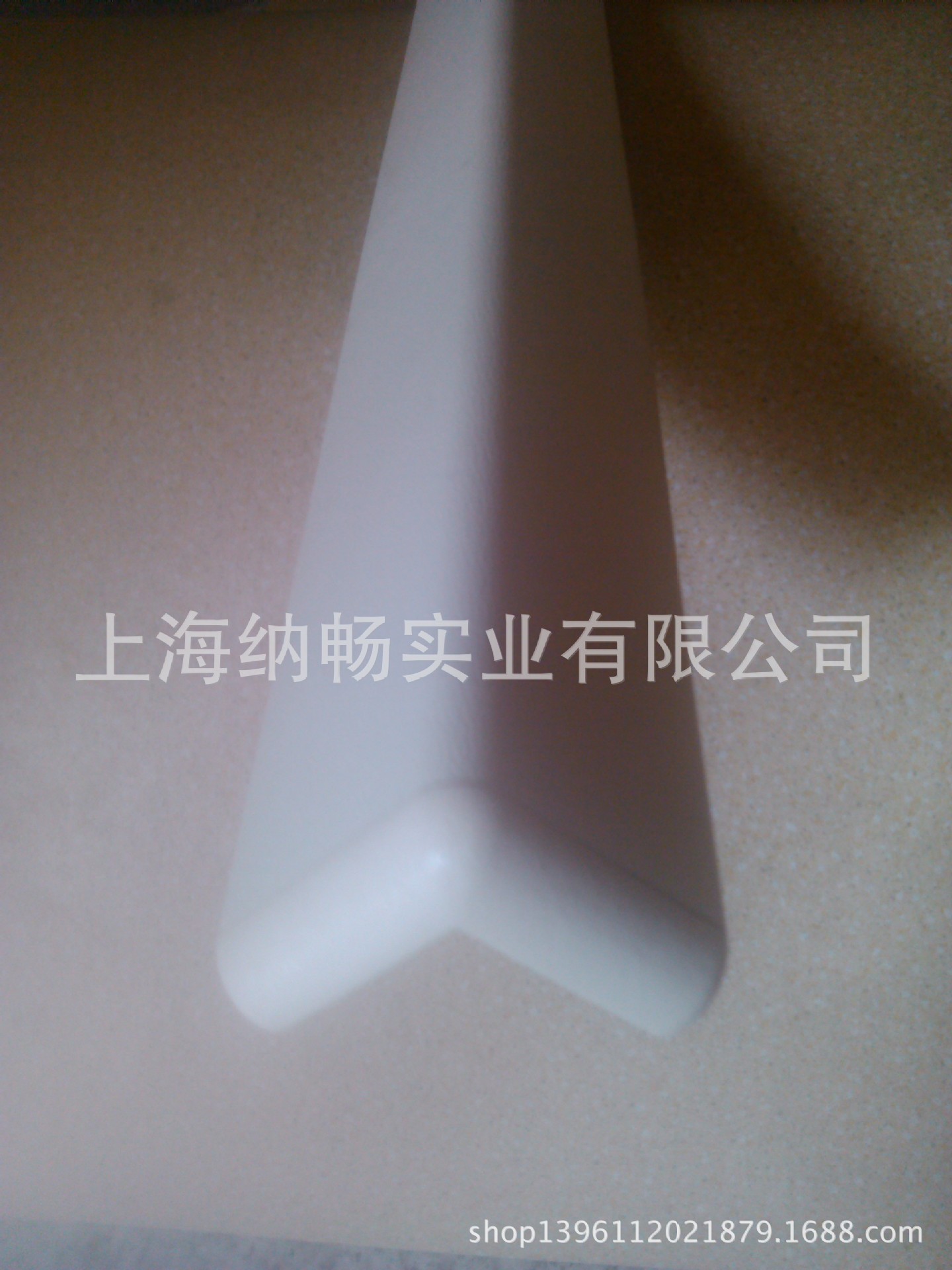 鋁合金防撞護角1