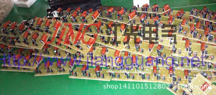 自復式過欠電壓保護器 插件2