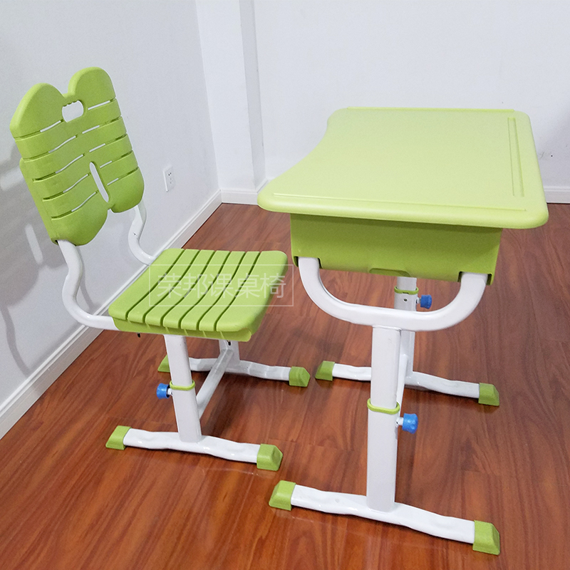學生課桌椅1.jpg