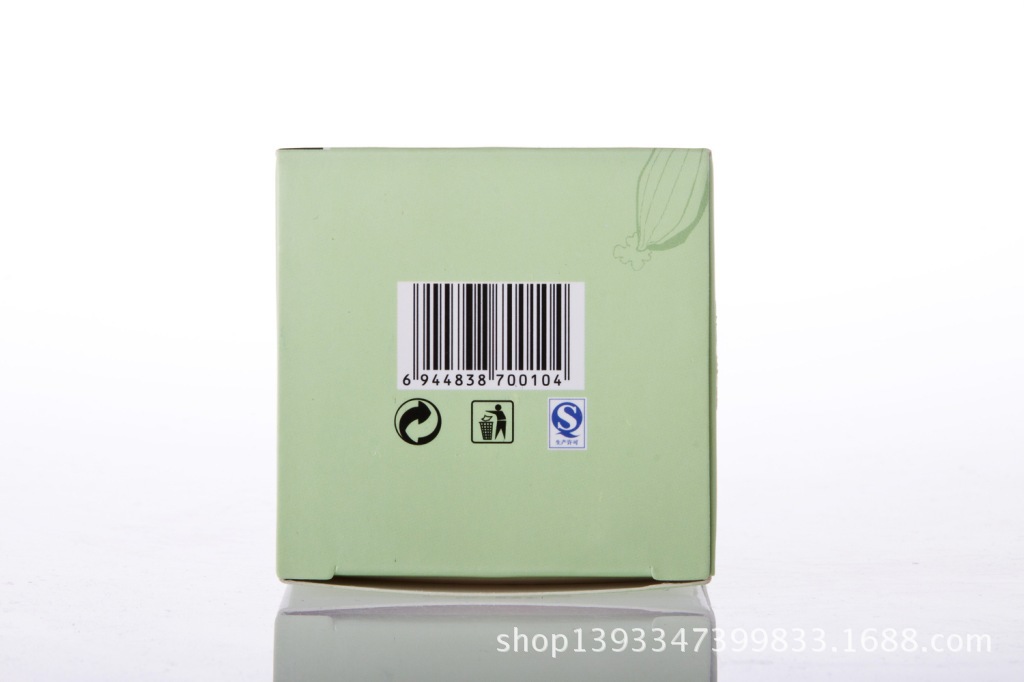 巨型一號絲瓜水嫩白保濕晚霜