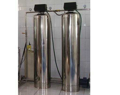 1474960890191520.jpg 溫江凈美洗衣廠2噸軟化設備.jpg