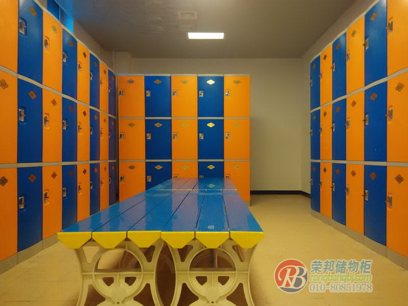 1495592073781141.jpg 九門全ABS塑料更衣柜(三層柜)3.jpg